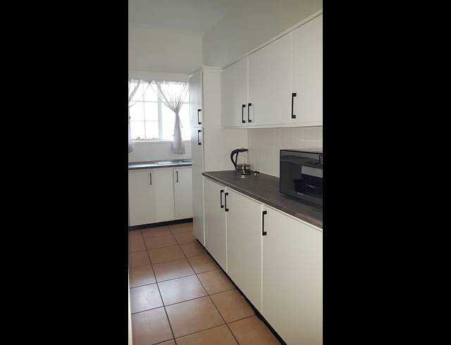 2 BEDROOM APARTMENT TO LET IN CRAIGHALL PARK
